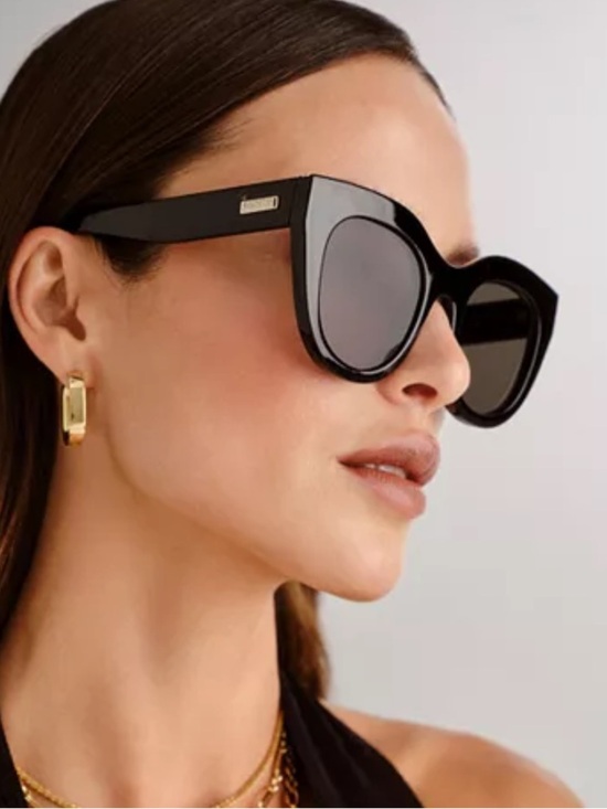 Le Specs Air Heart Cat Eye Sunglasses 51mm Black oversized Revolve main image 4